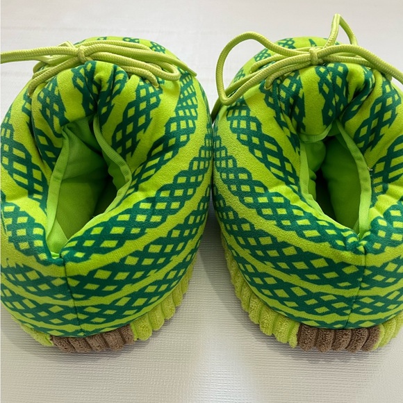 Sneaker Slippers Unisex Green Yellow OS - Picture 5 of 10